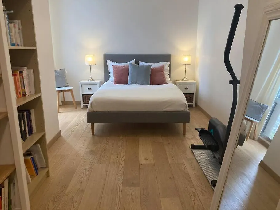 Appart. 100m², 4 Pieces, 2 Salle De Bains, Calme. דירה פריז